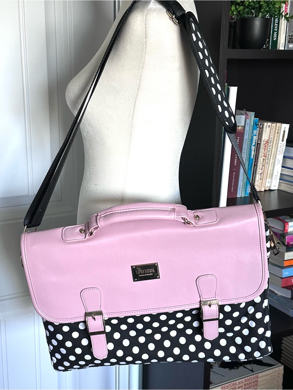 FINAL MARKDOWN LOVEVOOK Polka Dot Laptop Messenger Bag Pink Black White 15.6” - Picture 4 of 9